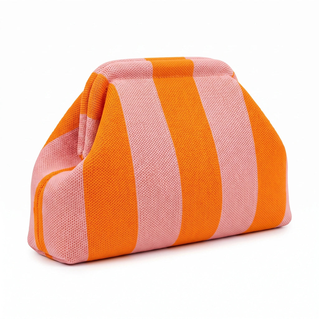 SnapKnit – Snap-Shut Knitted Makeup Bag with Wide Opening