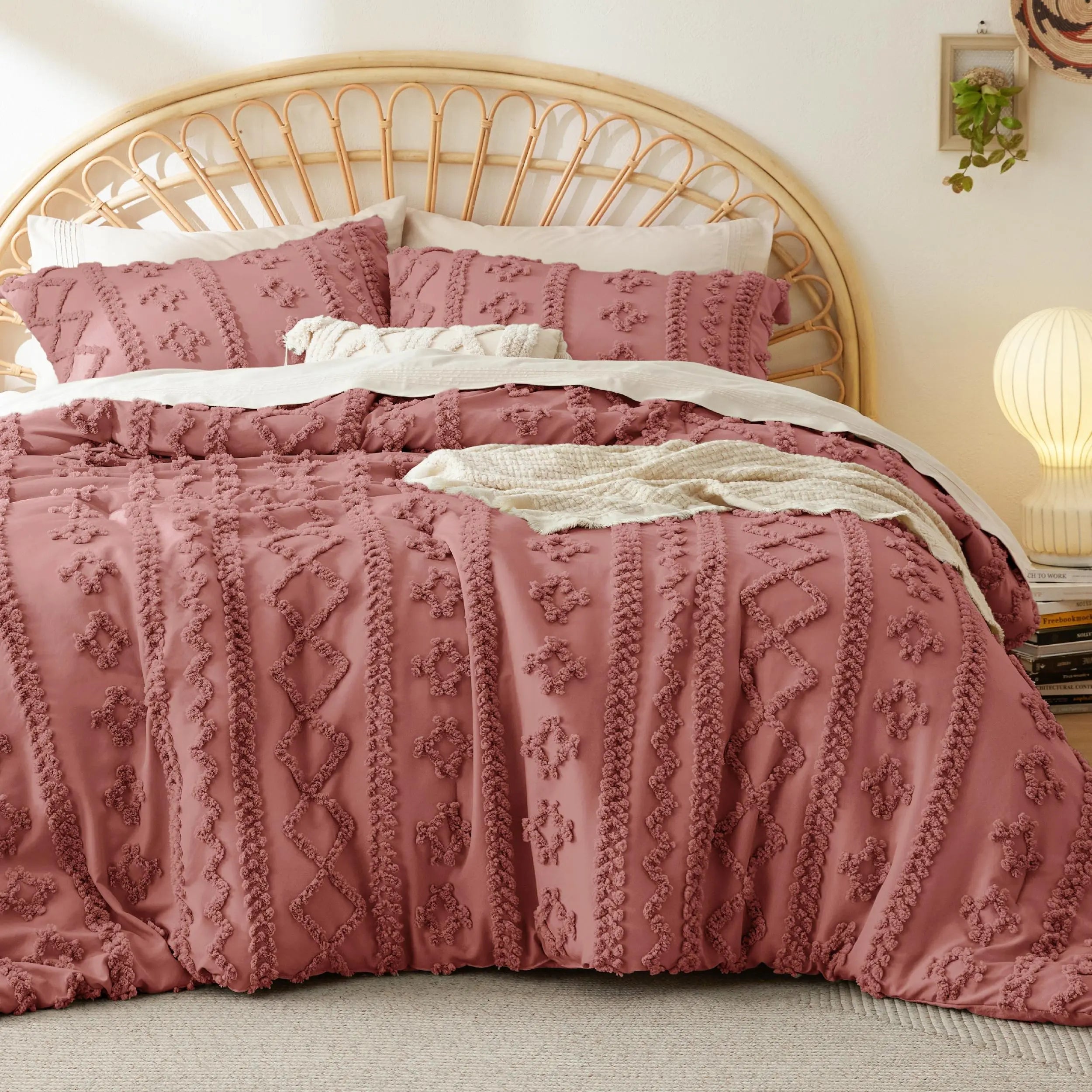 BohoCloud – Tufted Boho Comforter Set with Pillow Shams