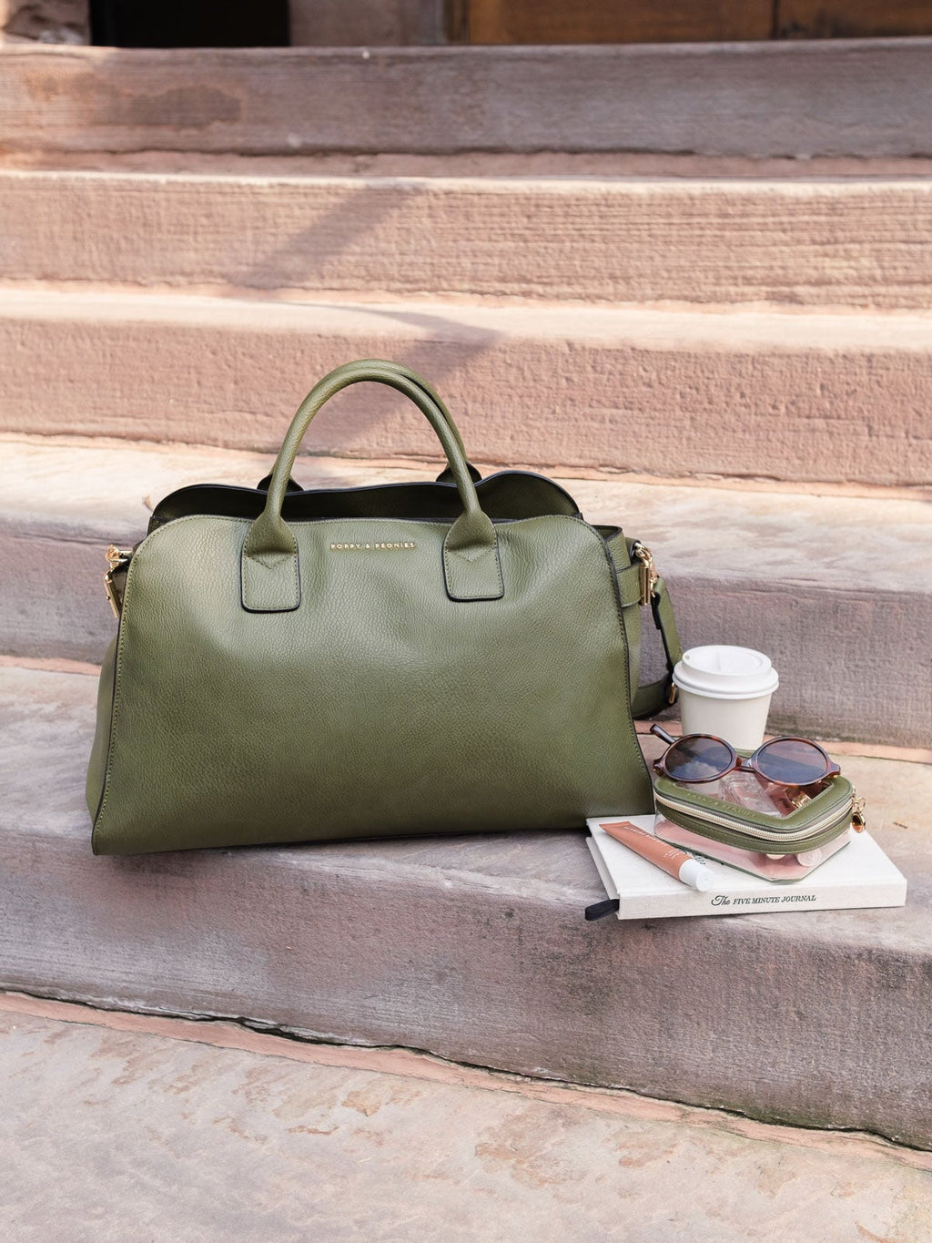 UrbanCarry – Olive Vegan-Leather Organizer Tote
