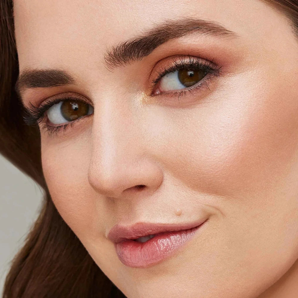 ShadeStack – Stackable Three-Shade Eyeshadow Trio