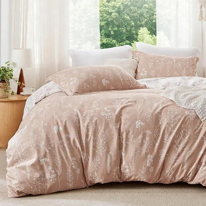 BloomNest – Reversible Botanical Floral Comforter Set with Pillow Shams