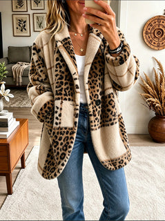 PlaidGlow – 🤲✨ Cozy Women's Plaid Fleece Coat in Bold Color