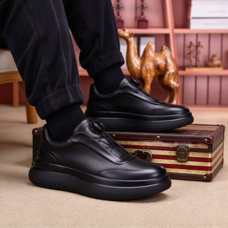 DialStride – Genuine Leather Round-Toe Casual Sneakers