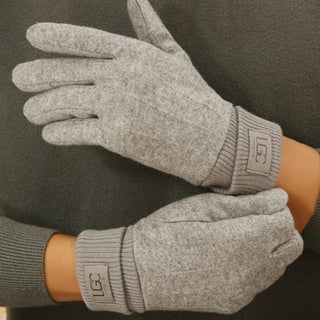 GloveGenius - Touchscreen & Thermal Protection