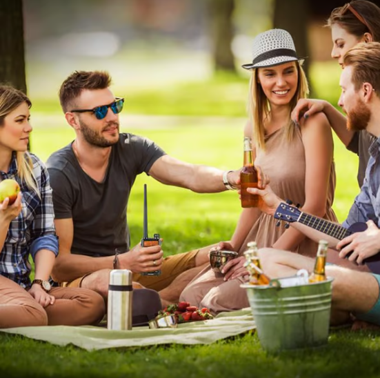 RangeMaster - High-Power Walkie Talkie - Ultimate Outdoor Companion