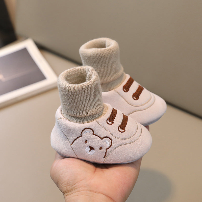 SnuggleSteps – Cozy Baby Winter Shoes