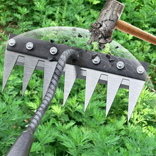 WeedCrusher – Deep Root Garden Rake