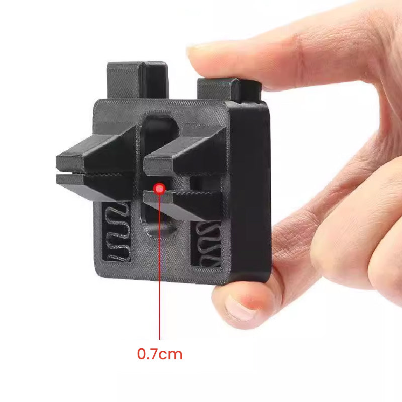 WireHold – Precision Welding Clamp Tool