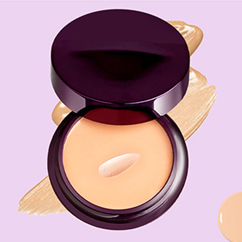 SilkenBlur – Flawless Complexion Concealer