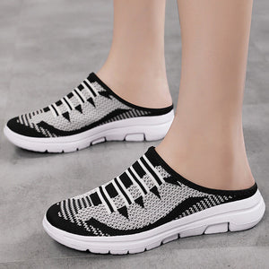 Comfortable and breathable slippers with closed toes