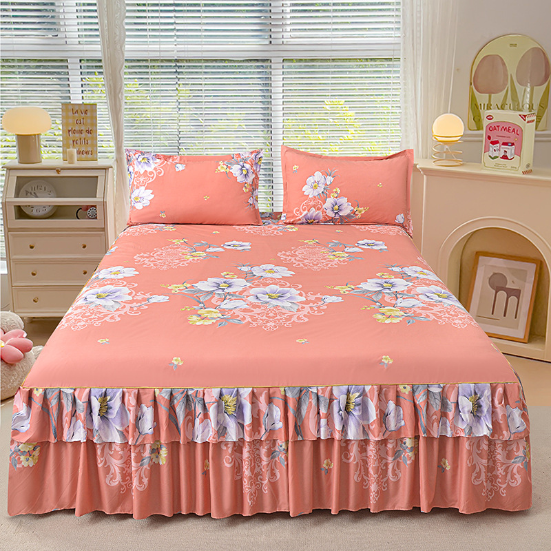 CharmCascade - Elegant Bed Accent Set