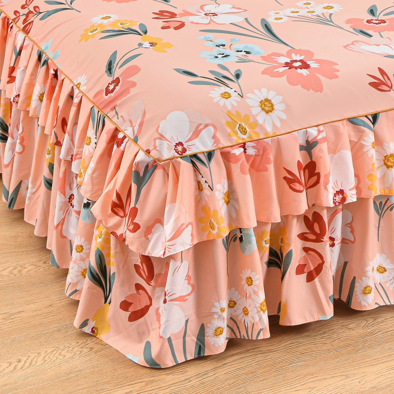 CharmCascade - Elegant Bed Accent Set