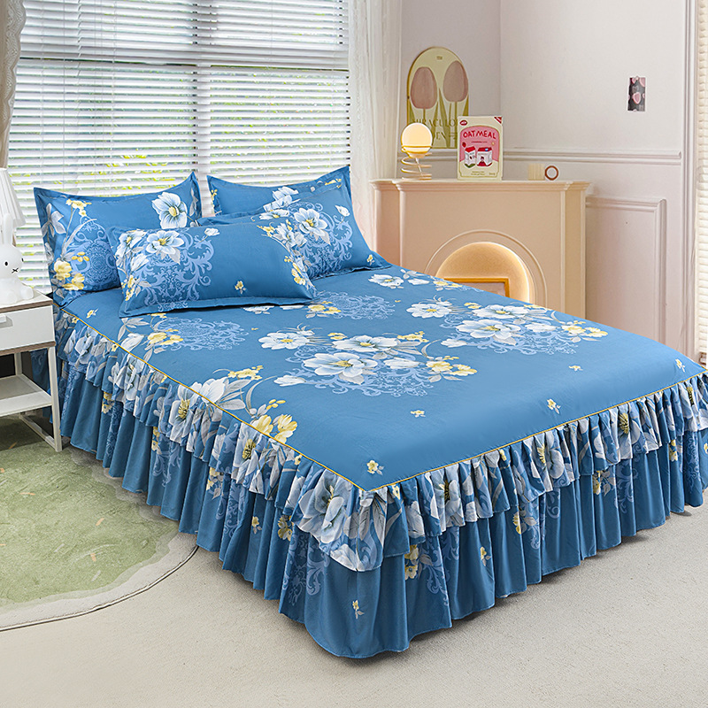 CharmCascade - Elegant Bed Accent Set
