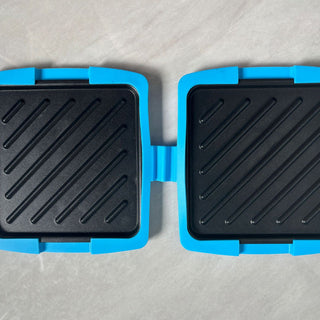 ToastMaster – Compact Microwave & Sandwich Toaster