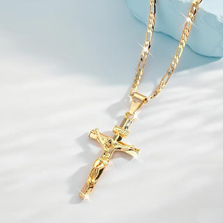 GraceCross – Elegant Crucifix Figaro Chain Necklace