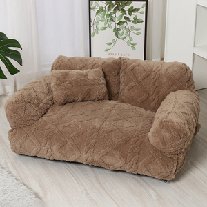 RelaxRover – Stylish Sofa Bed for Pets