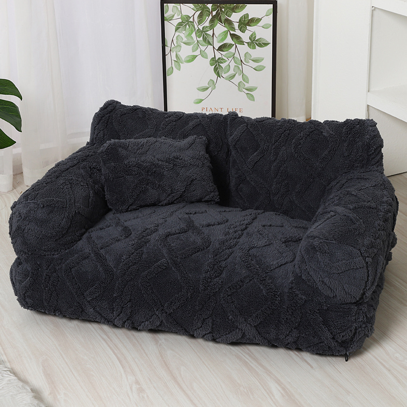 RelaxRover – Stylish Sofa Bed for Pets