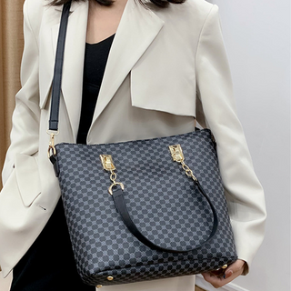 Classique – Premium Everyday Bag Collection