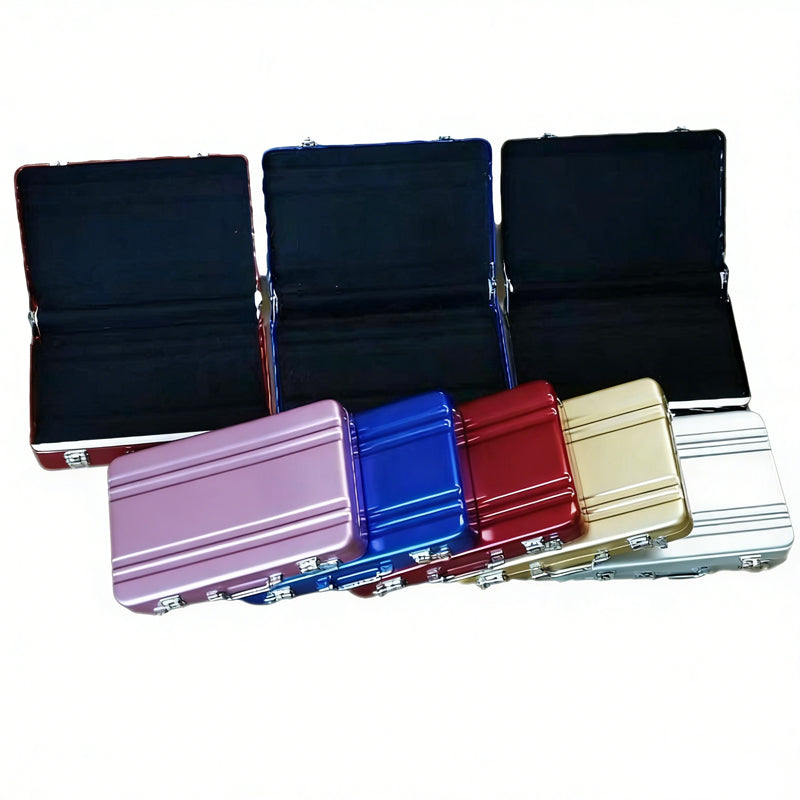 BriefGuard – Mini Briefcase Business Card Organizer