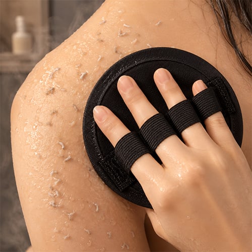 GlowMelt – Deep Exfoliating Bath Glove