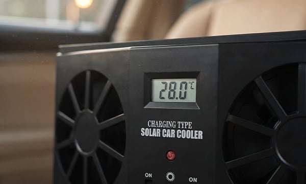 AirDrive – Solar Powered Car Window Exhaust Fan