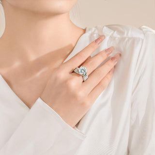 TheraLux - Magnetic Sparkling Ring for Metabolism & Style